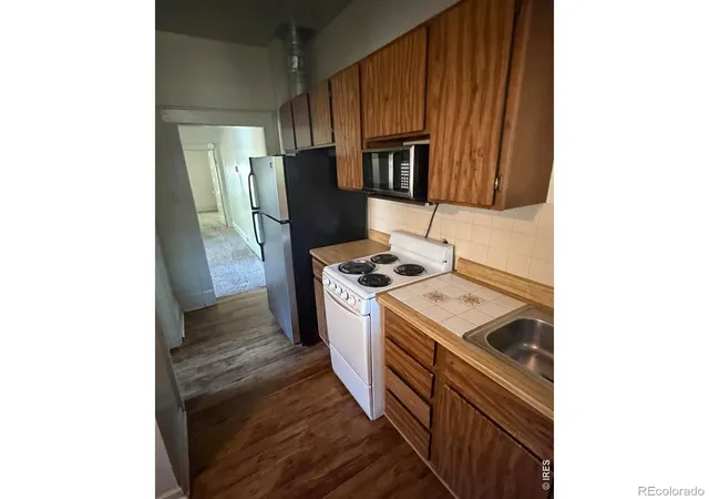 Listing Photo 4 - Condo for sale in building located at 1123 Laporte Ave, Fort Collins, CO 80521