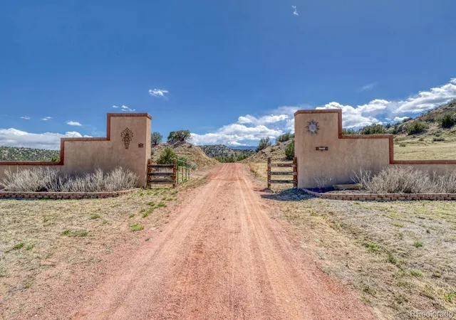 Photo 1 of Single family home for sale at 254 Bandito Trl, Florence, CO 81226 | MLS# 4297990 | Listing updated on 2026-09-03