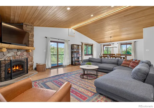 Photo 1 of Single family home for sale at 310 Arapahoe Rd, Winter Park, CO 80482 | MLS# IR1067876 | Listing updated on 2026-09-03