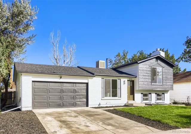 Photo 2 of Single family home for sale at 4618 Fontana Way, Denver, CO 80239 | MLS# 7283518 | Listing updated on 2026-09-04