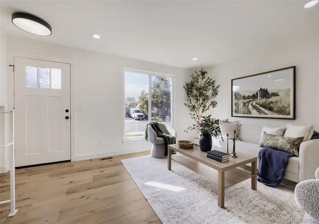 Photo 4 of Single family home for sale at 4618 Fontana Way, Denver, CO 80239 | MLS# 7283518 | Listing updated on 2026-09-04