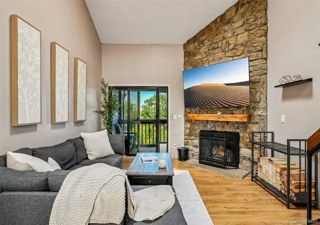 Listing Photo 5 - Condo for sale in building located at 3666 S Depew St, Lakewood, CO 80235 - Unit #304