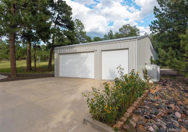 Photo 5 of Single family home for sale at 4845 Deer Trl, Elizabeth, CO 80107 | MLS# 6799603 | Listing updated on 2026-09-04