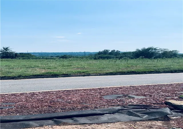 Photo 1 of Land for sale at Tbd Northridge Dr, Van Buren, AR 72956 | MLS# 1285106 | Listing updated on 2026-09-02