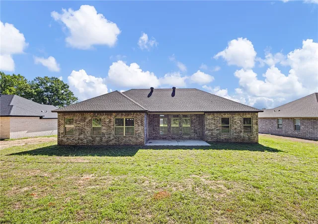 Photo 3 of Single family home for sale at 111 Nebo Hts Way, Dardanelle, AR 72834 | MLS# AV25-549 | Listing updated on 2026-09-14