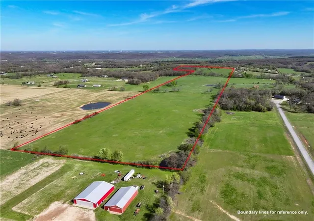 Photo 2 of House for sale at 19493 16 Highway, Siloam Springs, AR 72761 | MLS# 1304261 | Listing updated on 2026-09-14