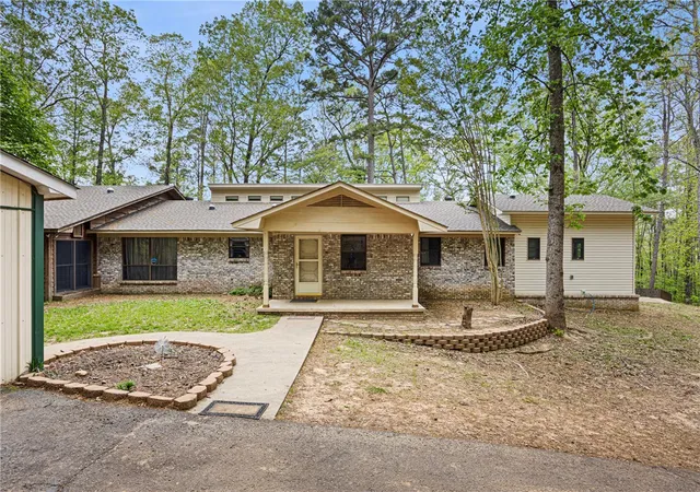 Photo 2 of Single family home for sale at 907 Smoke Tree Rd, Dover, AR 72837 | MLS# 1305111 | Listing updated on 2026-09-03