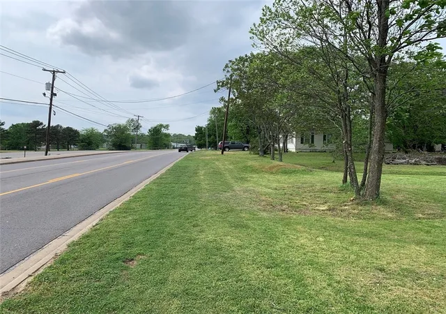 Photo 1 of Sale Pending at 1315 E 16th Street, Russellville, AR 72802 | MLS# 1305721 | Listing updated on 2026-09-05