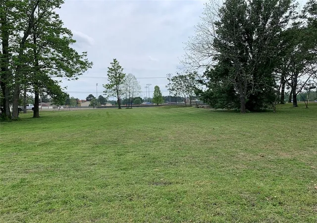 Photo 4 of Sale Pending at 1315 E 16th Street, Russellville, AR 72802 | MLS# 1305721 | Listing updated on 2026-09-05