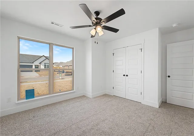 Photo 4 of Sale Pending at 230 Ryker Rdg, Centerton, AR 72719 | MLS# 1316853 | Listing updated on 2026-09-09