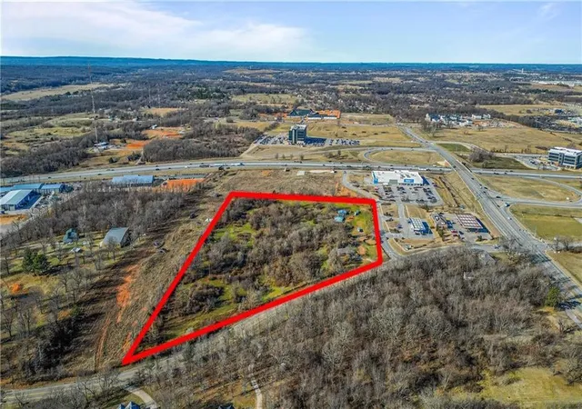 Photo 4 of Land for sale at 3744 S 48th Street, Springdale, AR 72762 | MLS# 1319411 | Listing updated on 2026-09-10