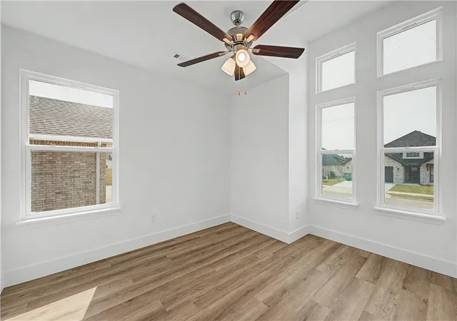 Photo 2 of Single family home for sale at 1090 Garrett Ln, Centerton, AR 72719 | MLS# 1322366 | Listing updated on 2026-09-01