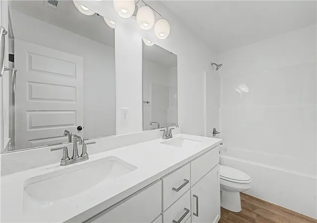 Photo 3 of Single family home for sale at 1090 Garrett Ln, Centerton, AR 72719 | MLS# 1322366 | Listing updated on 2026-09-01