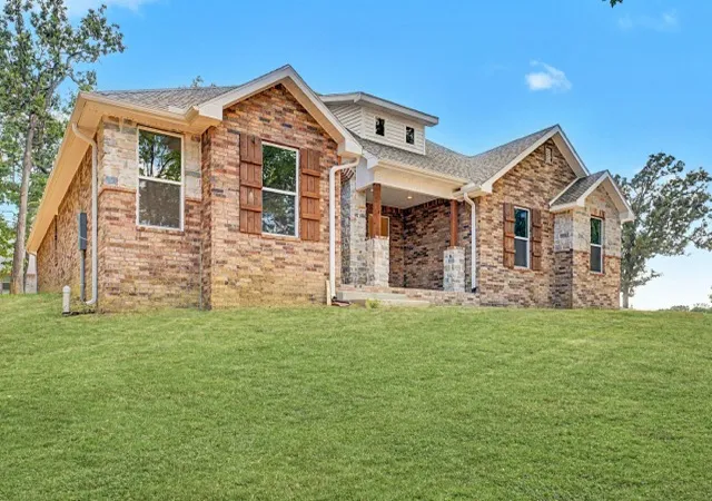 Photo 3 of Single family home for sale at 9254 S Pleasant Valley Rd, Gentry, AR 72734 | MLS# 1325111 | Listing updated on 2026-09-01