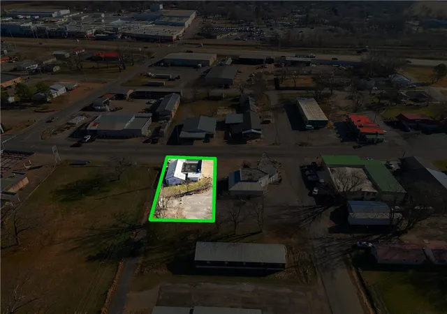 Photo 3 of Sale Pending at 320 S 2Nd St, Stilwell, OK 74960 | MLS# 1325469 | Listing updated on 2026-09-03