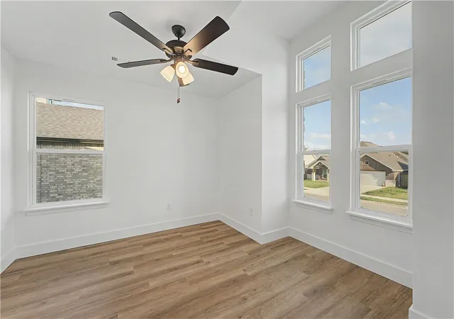 Photo 3 of Single family home for sale at 1130 Garrett Ln, Centerton, AR 72719 | MLS# 1326931 | Listing updated on 2026-09-01
