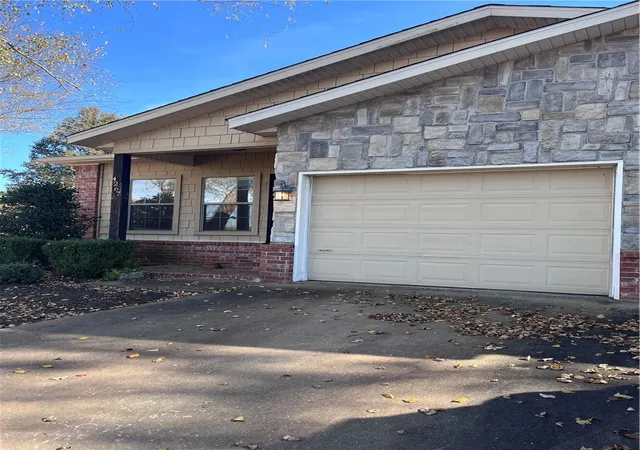 Photo 2 of Condo for sale at 4267 E Mission Blvd, Fayetteville, AR 72703 | MLS# 1327270 | Listing updated on 2026-08-29