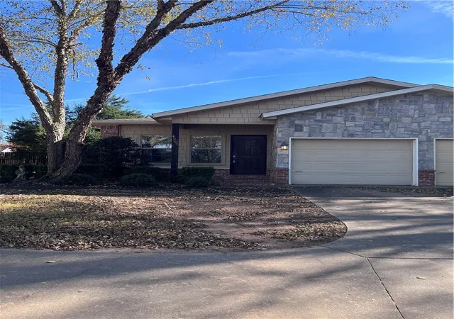Photo 3 of Condo for sale at 4267 E Mission Blvd, Fayetteville, AR 72703 | MLS# 1327270 | Listing updated on 2026-08-29