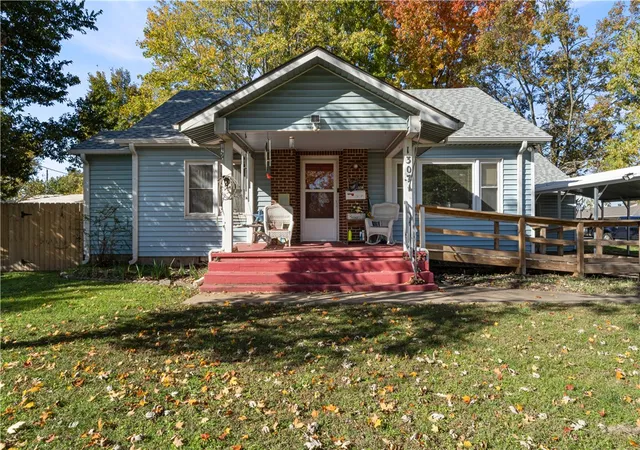 Photo 2 of Single family home for sale at 1307 N Bella Vista Rd, Bentonville, AR 72712 | MLS# 1327780 | Listing updated on 2026-08-28