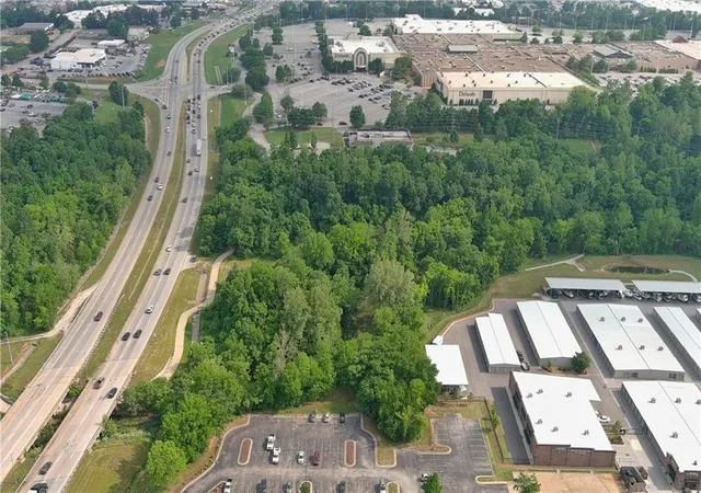 Photo 3 of Sale Pending at Tbd N College St, Fayetteville, AR 72703 | MLS# 1328404 | Listing updated on 2026-08-31