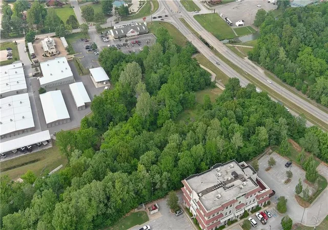 Photo 3 of Sale Pending at Tbd N College St, Fayetteville, AR 72703 | MLS# 1328404 | Listing updated on 2026-08-31