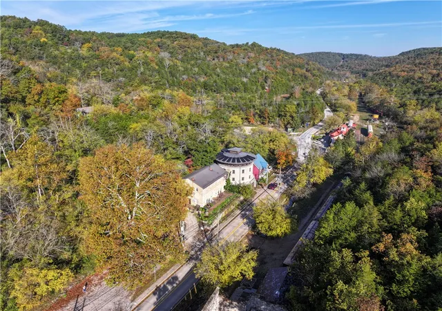 Photo 3 of Single family home for sale at 75 Hillside Ave, Eureka Springs, AR 72632 | MLS# 1328838 | Listing updated on 2026-09-09