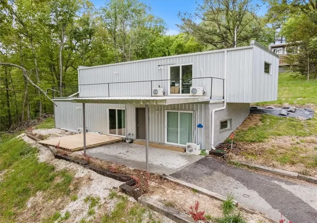 Photo 1 of Single family home for sale at 16139 Harmon Rd, Fayetteville, AR 72704 | MLS# 1327976 | Listing updated on 2026-09-10