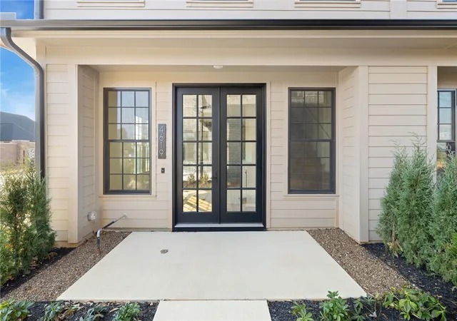 Photo 4 of Townhouse for sale at 4619 S 47th Street, Rogers, AR 72758 | MLS# 1329083 | Listing updated on 2026-08-31