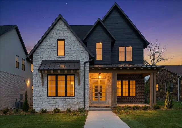 Photo 1 of Single family home for sale at 716 W Central Ave, Bentonville, AR 72712 | MLS# 1329199 | Listing updated on 2026-09-04