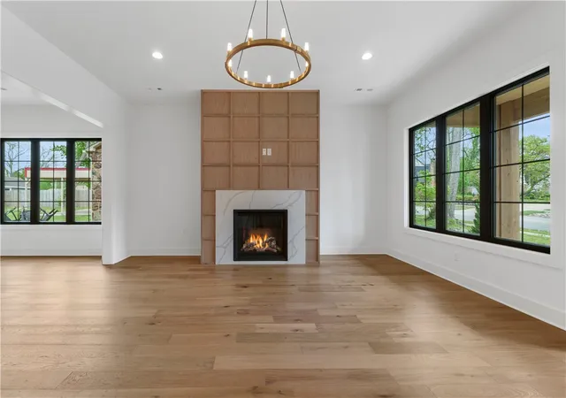 Photo 4 of Single family home for sale at 716 W Central Ave, Bentonville, AR 72712 | MLS# 1329199 | Listing updated on 2026-09-04