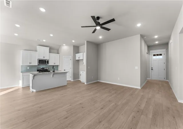 Photo 3 of Single family home for sale at 4702 Sw Tribe St, Bentonville, AR 72713 | MLS# 1329792 | Listing updated on 2026-10-21