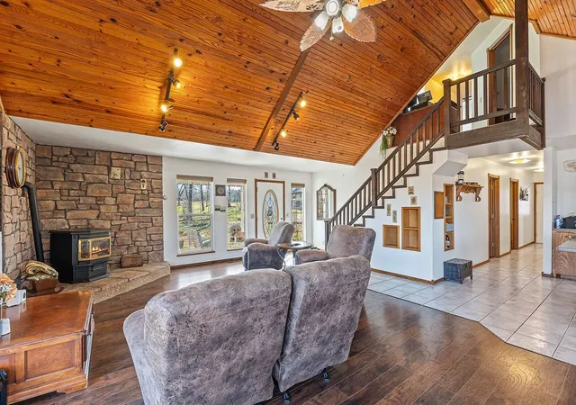 Photo 2 of Single family home for sale at 1471 Walnut Rd, Anderson, MO 64831 | MLS# 1330868 | Listing updated on 2026-08-31