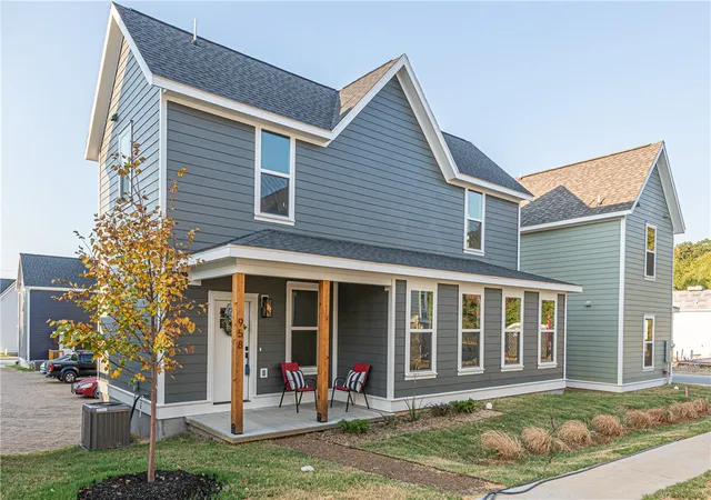 Photo 1 of Single family home for sale at 958 S Laramie Hts, Fayetteville, AR 72704 | MLS# 1331129 | Listing updated on 2026-10-03