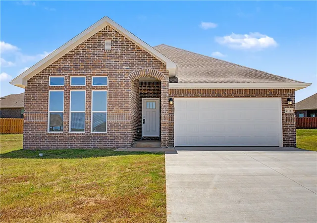 Photo 1 of Sale Pending at 2510 Goldspur Ct, Bentonville, AR 72712 | MLS# 1331275 | Listing updated on 2026-09-28