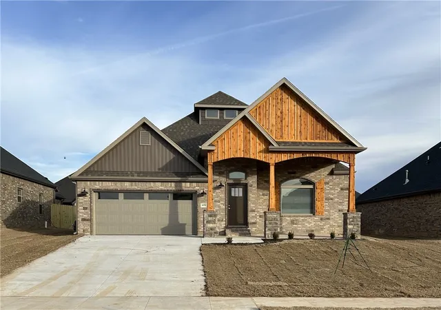 Photo 2 of Single family home for sale at 1070 Flt Rock St, Bentonville, AR 72713 | MLS# 1332298 | Listing updated on 2026-09-27