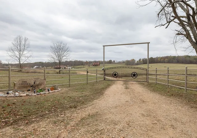Photo 3 of Single family home for sale at 13775 Rocky Comfort Rd, Gentry, AR 72734 | MLS# 1332158 | Listing updated on 2026-09-03