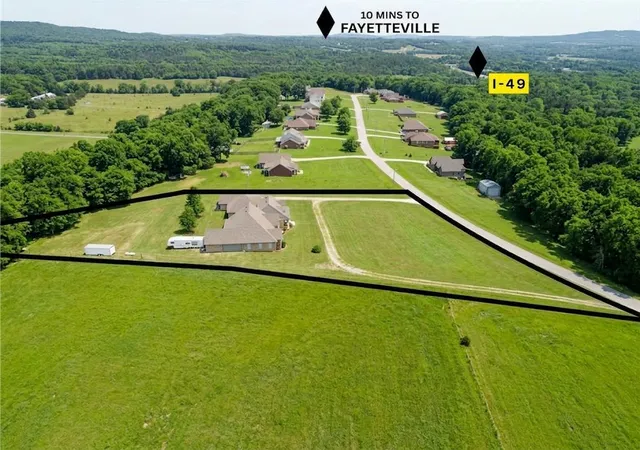 Photo 2 of Single family home for sale at 815 James Pl, West Fork, AR 72774 | MLS# 1331963 | Listing updated on 2026-09-02