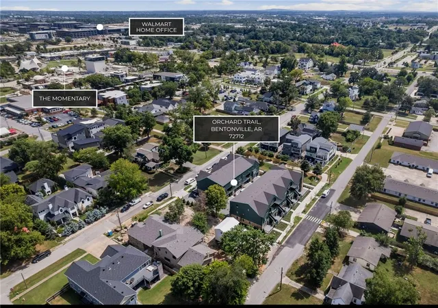 Photo 2 of Townhouse for sale at 422 Se C St, Bentonville, AR 72712 | MLS# 1332503 | Listing updated on 2026-09-10