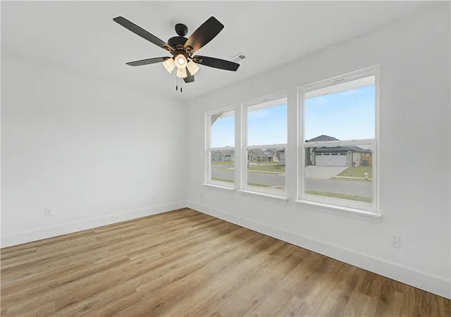 Photo 4 of Single family home for sale at 8740 Sunspire Ln, Bentonville, AR 72713 | MLS# 1333031 | Listing updated on 2026-09-01