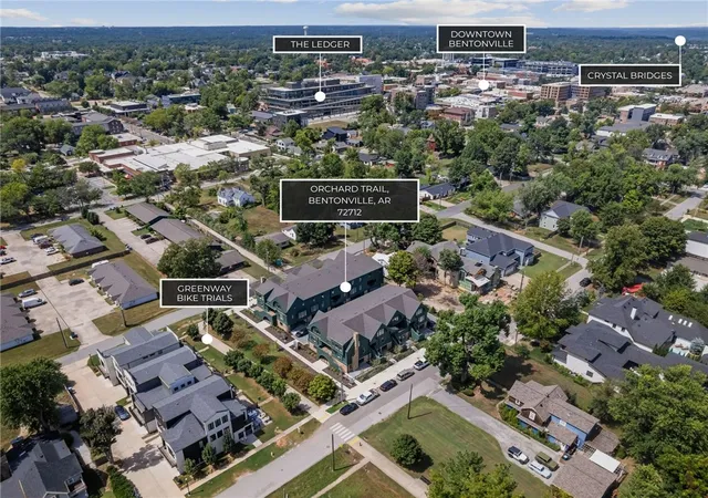Photo 4 of Townhouse for sale at 426 SE C St, Bentonville, AR 72712 | MLS# 1333001 | Listing updated on 2026-09-10