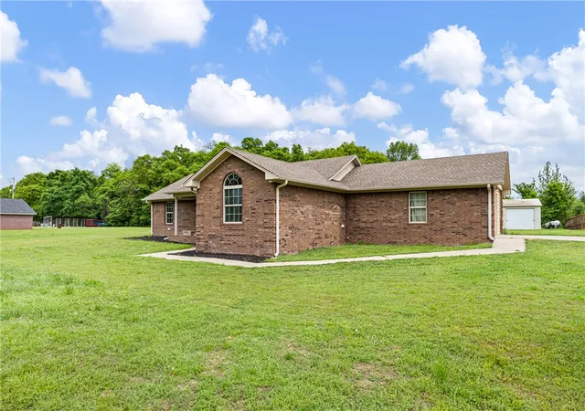 Photo 3 of Single family home for sale at 4546 S Sr 105, Atkins, AR 72823 | MLS# 1333112 | Listing updated on 2026-09-06