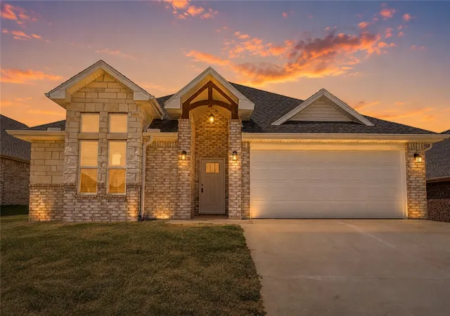 Photo 1 of Single family home for sale at 2541 Quince Ct, Bentonville, AR 72712 | MLS# 1334088 | Listing updated on 2026-09-02