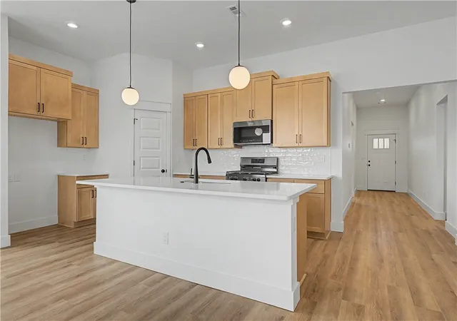 Photo 3 of Single family home for sale at 814 Barolo St, Springdale, AR 72762 | MLS# 1334171 | Listing updated on 2026-09-02