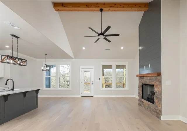 Photo 3 of Single family home for sale at 24 Selkirk Dr, Bella Vista, AR 72715 | MLS# 1333481 | Listing updated on 2026-09-01