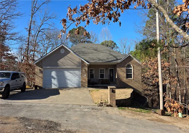 Photo 1 of Single family home for sale at 3 Rufford Ln, Bella Vista, AR 72714 | MLS# 1334328 | Listing updated on 2026-09-21