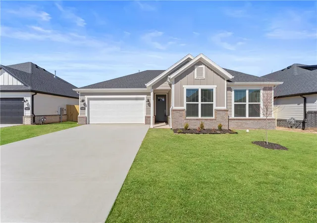 Photo 2 of Single family home for sale at 5908 Sw Bear Crk Ave, Bentonville, AR 72713 | MLS# 1335415 | Listing updated on 2026-10-21