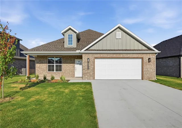 Photo 1 of Single family home for sale at 2306 N Zane St, Siloam Springs, AR 72761 | MLS# 1336025 | Listing updated on 2026-09-04