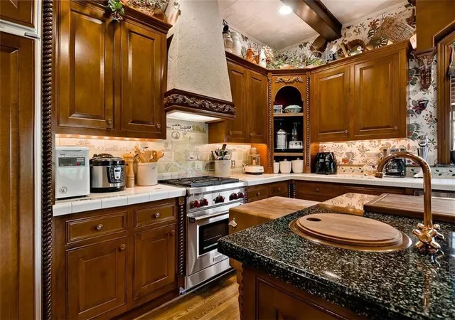 Photo 3 of Single family home for sale at 1501 N Starr Dr, Fayetteville, AR 72701 | MLS# 1335013 | Listing updated on 2026-09-01