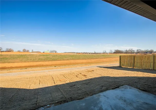 Photo 2 of Single family home for sale at 6806 Sw Orange Ave, Bentonville, AR 72713 | MLS# 1337012 | Listing updated on 2026-10-21