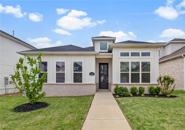 Photo 3 of Single family home for sale at 6304 Sw Beacon St, Bentonville, AR 72713 | MLS# 1337430 | Listing updated on 2026-09-10